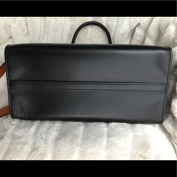 Prada Saffiano lux tote medium size - Picture 6 of 8